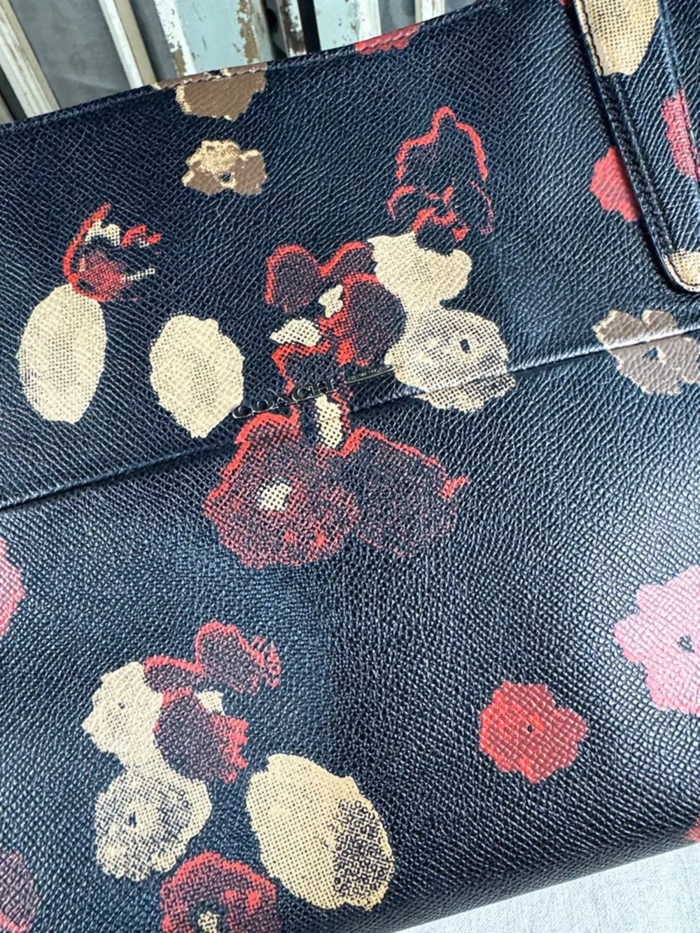 Coach Turnlock Borough Bag in Floral Print Leather. - Picture 6 of 16